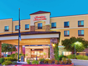 Hampton Inn and Suites Roseville
