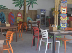 Chill Out Hostel Boracay