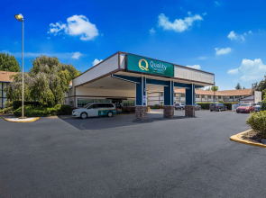 Quality Inn & Suites Medford Airport