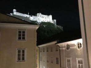 Guesthouse Mozart - Apartment House