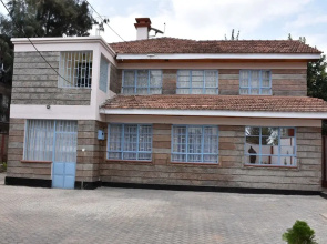 axis guest house