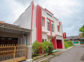OYO 3060 Al Fatih Guest House Syariah