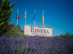Domaine Ribiera, Hotel 5 Etoiles, SPA & Golf - Forcalquier