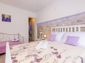 Villa Luciana - Two Bedroom Villa With Swimming Pool and Sea View ID Direct Booker 7957