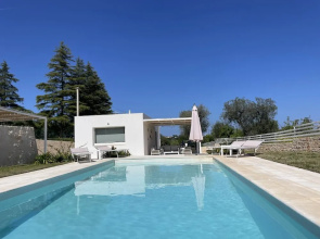 Trulli Di Pone in Cozzana