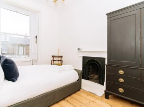 Bright and Cosy 2 Bedroom Flat in Trendy Leith