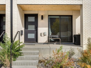 Jefferson Park Apartment: Walk to Empower Field!
