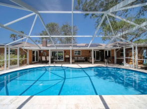 Lighthouse Retreat With A Pool