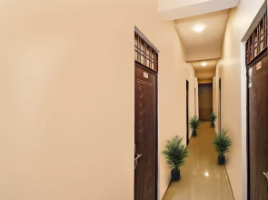 SPOT ON 37467 Shivram Hotel