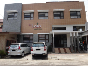 Front One Inn Malang