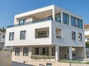 Luxury Villa Trogir 3 with Private Pool, Jacuzzi And Gym by the Beach on Ciovo - Okrug Donji