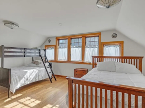 Charming Country 4br Retreat With Riverfront Views 4 Bedroom Cabin