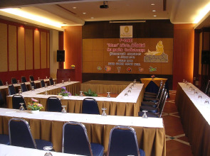 Hadyai Golden Crown Hotel