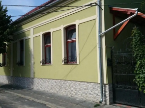 Diána Apartmanház