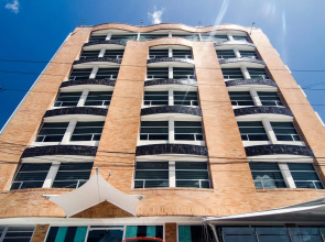 Hotel Parque 63