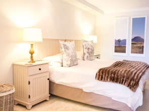 Four Palms Accommodation