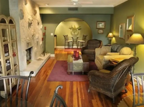 The Mango Inn Bed & Breakfast