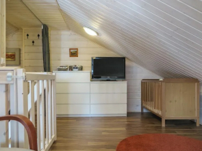 Holiday Home Aihki a