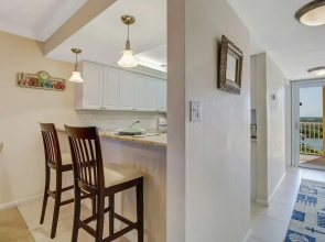 25870 Hickory Blvd #704