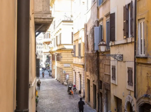 Rental in Rome Falegnami