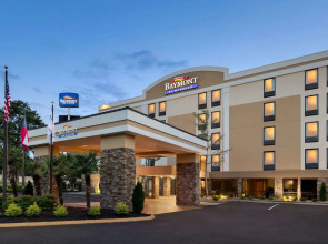 Garner Hotel August West by IHG