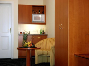 SUITE HOTEL 900m ZUR OPER