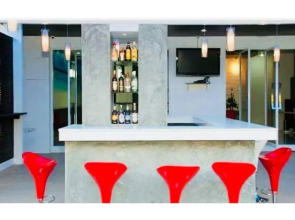 Capri Inn