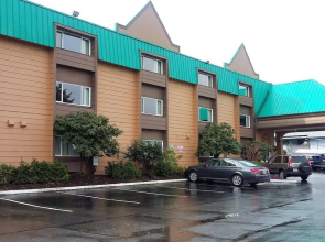 Sutton Suites Hotel