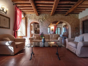 Green Hill Apt In Tuscan Countryside
