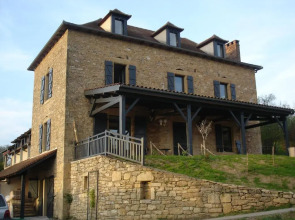 Hotel La Bastie D'Urfe