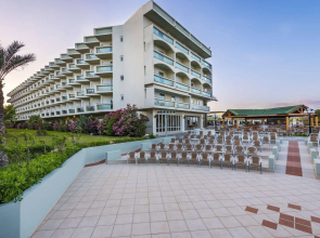 Apollo Beach Hotel