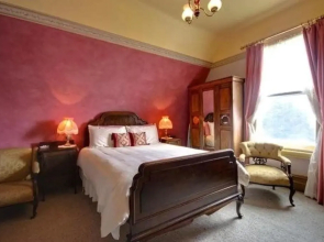 Westella Colonial B&B