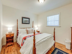 8 Mi to Chattooga River: Pet-friendly Mtn Cabin