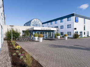 Good Morning + Bad Oldesloe Hotel