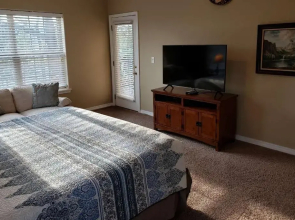 Indian Point 3 King Bedrooms Condo