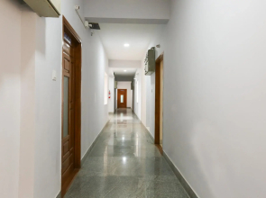 OYO 62861 Shriram Residency