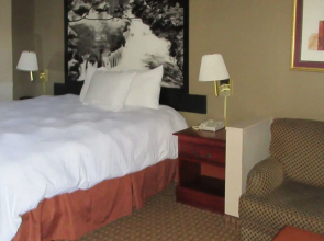 Super 8 by Wyndham Manchester TN