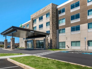 Holiday Inn Express & Suites Carlisle Southwest – I-81 by IHG