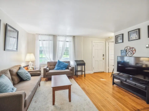 Cozy Home Best Location In Town On 7 Private Acres 2 Bedroom Cottage by Redawning