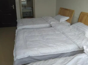 Lingshan Tour Pal Inn