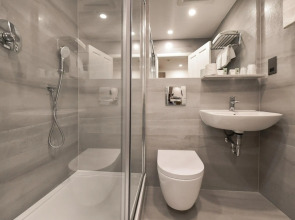 Courtyard by Marriott London Gatwick Airport