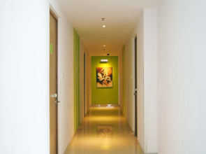 Zoom Hotels