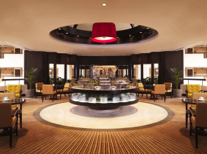 Mövenpick Grand Al Bustan Dubai