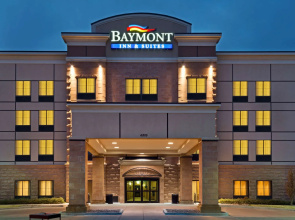 Baymont by Wyndham Denver International Airport