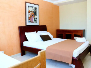 Beachfront Apartment 6 People 1105A