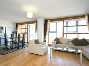 Falcon Wharf Apartments