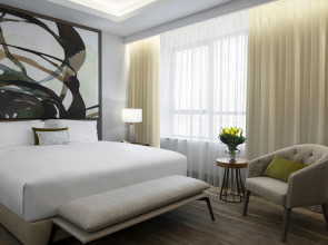 Al Jaddaf Rotana Suite Hotel