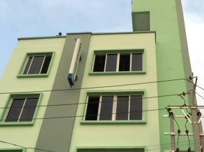 Green Days Inn