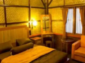 Sawung Gawir Restaurant and Bungalow Ciwidey