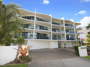 Fairseas Holiday Apartments